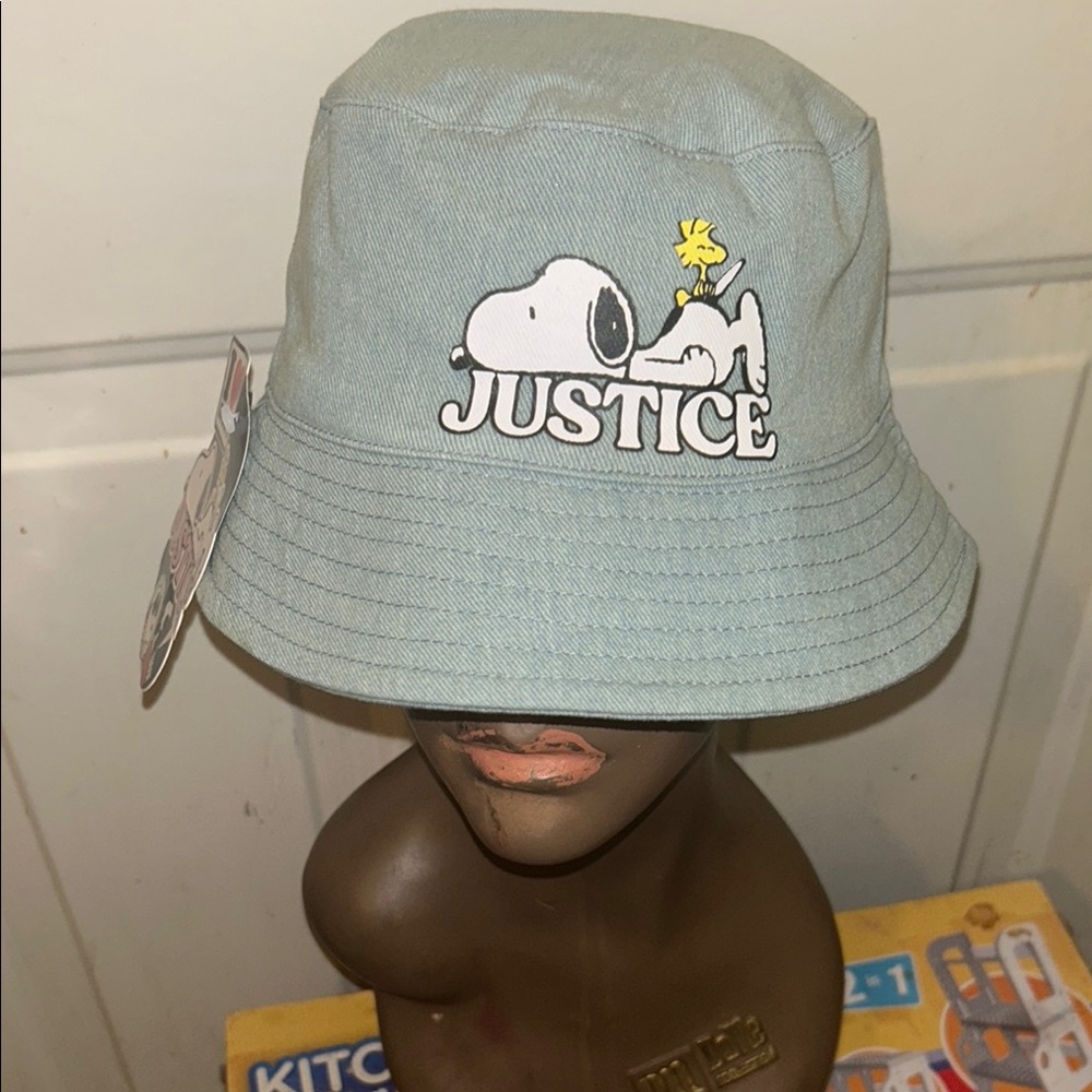 Justice Snoopy Bucket Hat